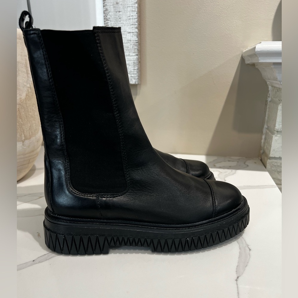 Schultz Black Leather Chelsee moto Boot